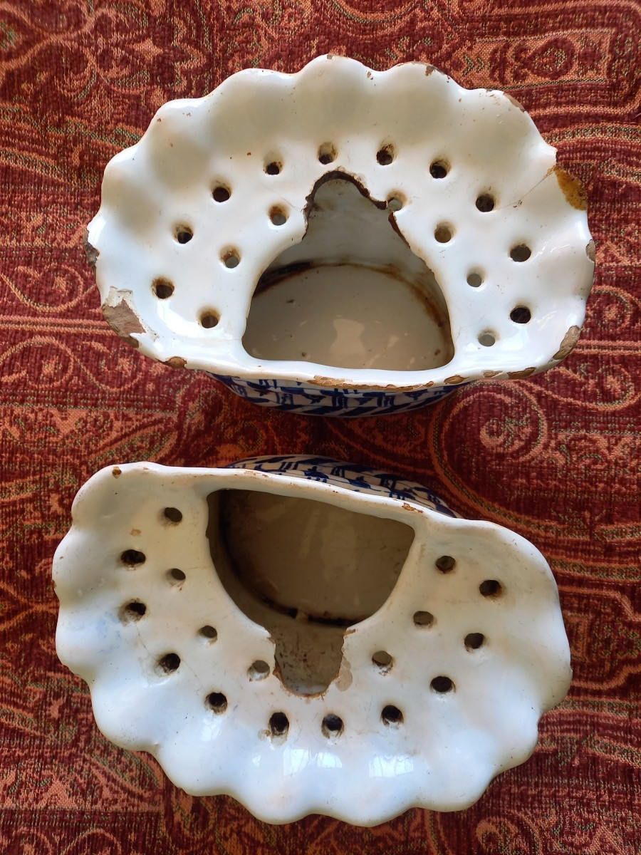 18th Century Lille Faience, Pair Of Flower Pots -photo-1