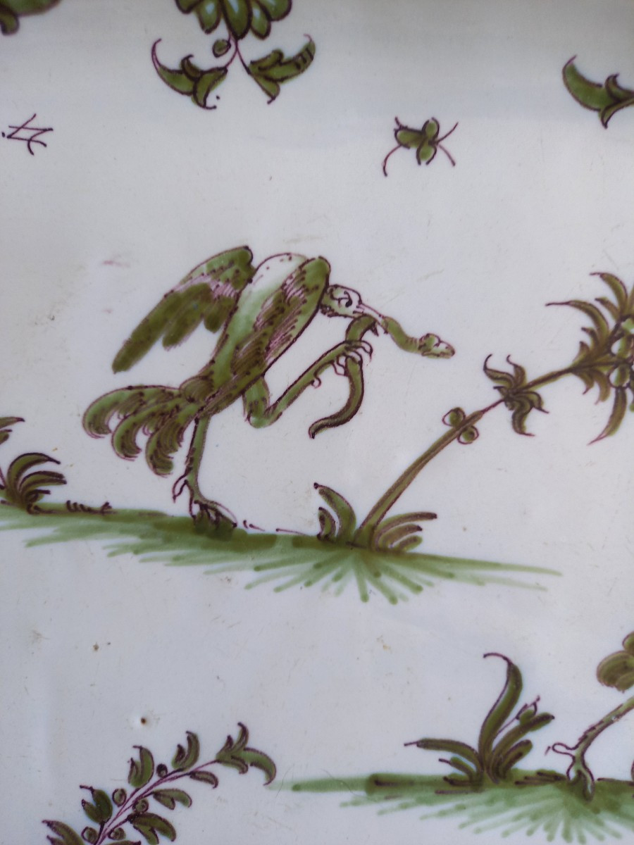 18th Century Moustiers Faience: Dish Decorated In Shades Of Green-photo-1