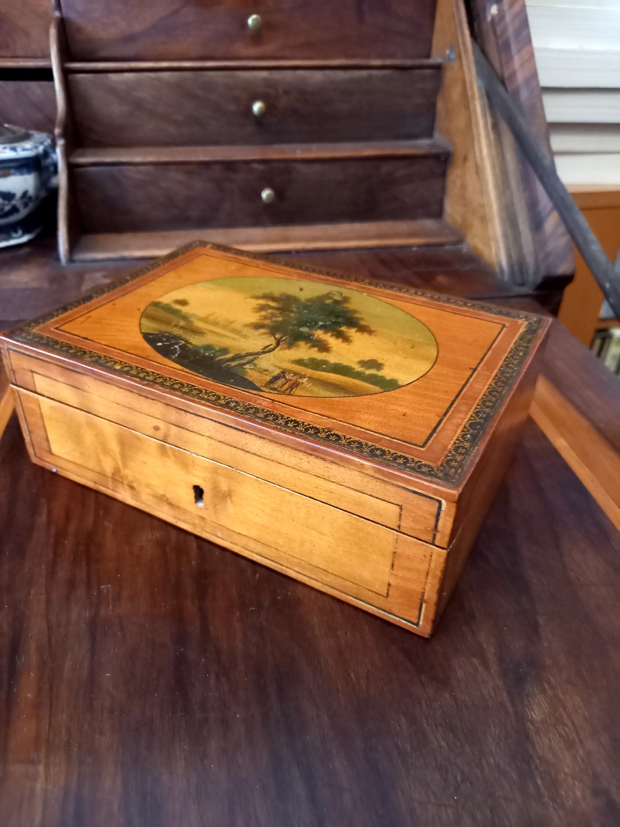 Box Circa 1800, Trompe l'Oeil Nets, Painted Landscape -photo-2