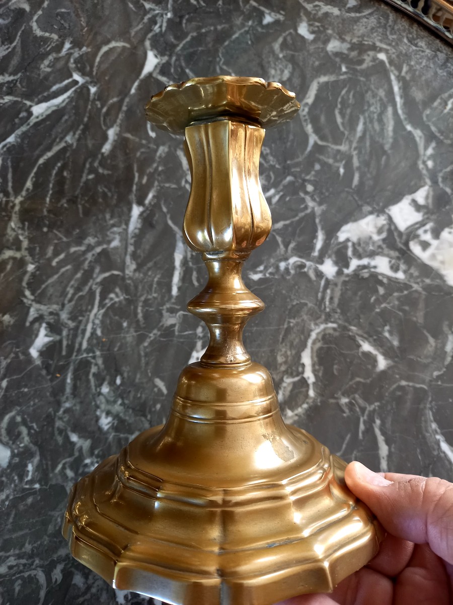 Pair Of 18th Century Dressing Table Candlesticks -photo-3