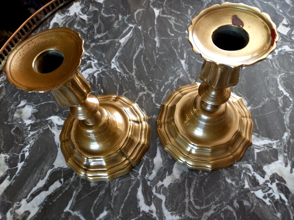 Pair Of 18th Century Dressing Table Candlesticks -photo-4