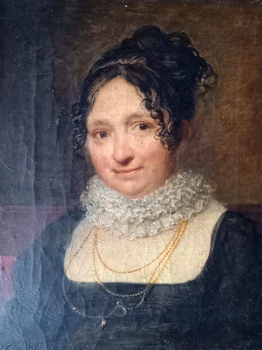 Portrait de jeune femme d'époque empire 