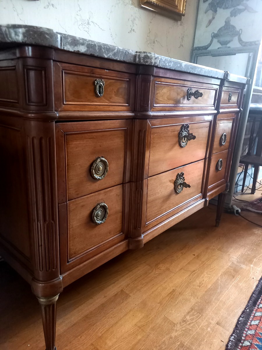 Commode Louis XVI en acajou à fort ressaut -photo-2