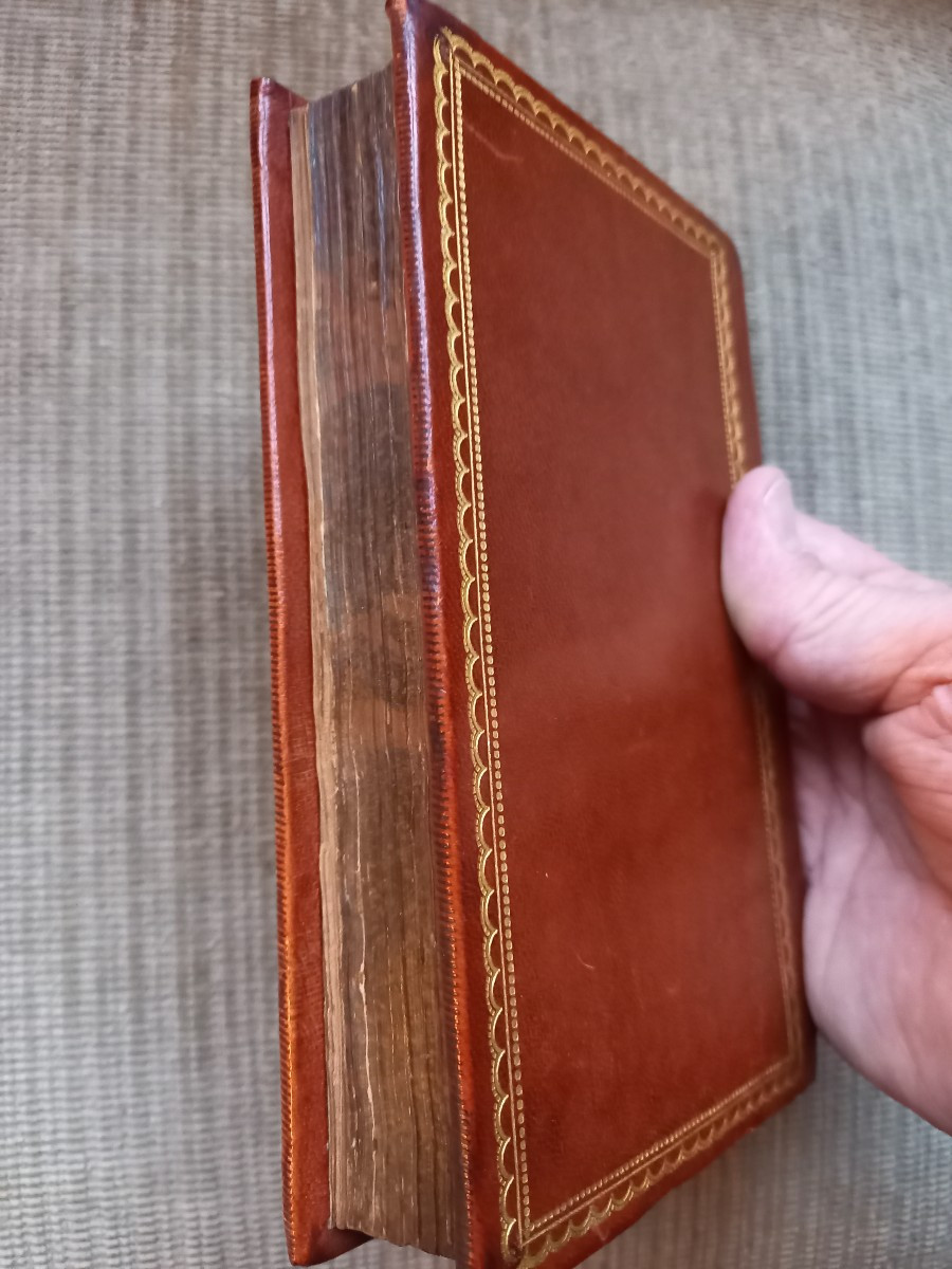 Small Book, Secret Box. -photo-1