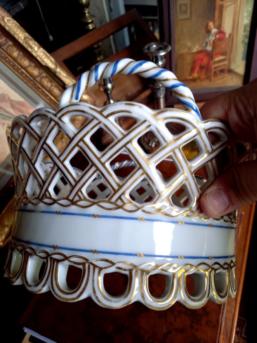 Circa 1830. Paris Porcelain Cup -photo-3