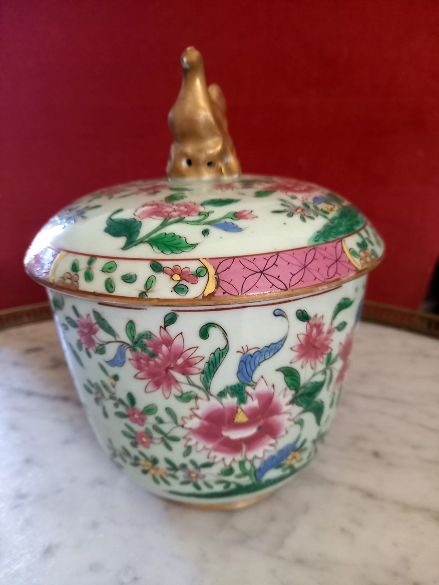 Chine XIXe   pot couvert dans le style la famille rose -photo-2