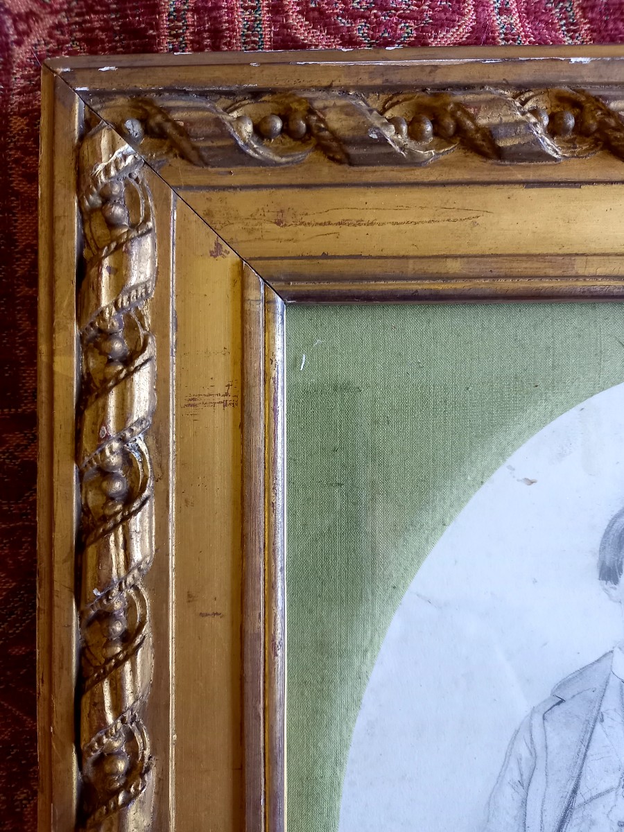 Vers  1850 . Portrait d'une mère et de son fils , dessin à la pierre noire-photo-4