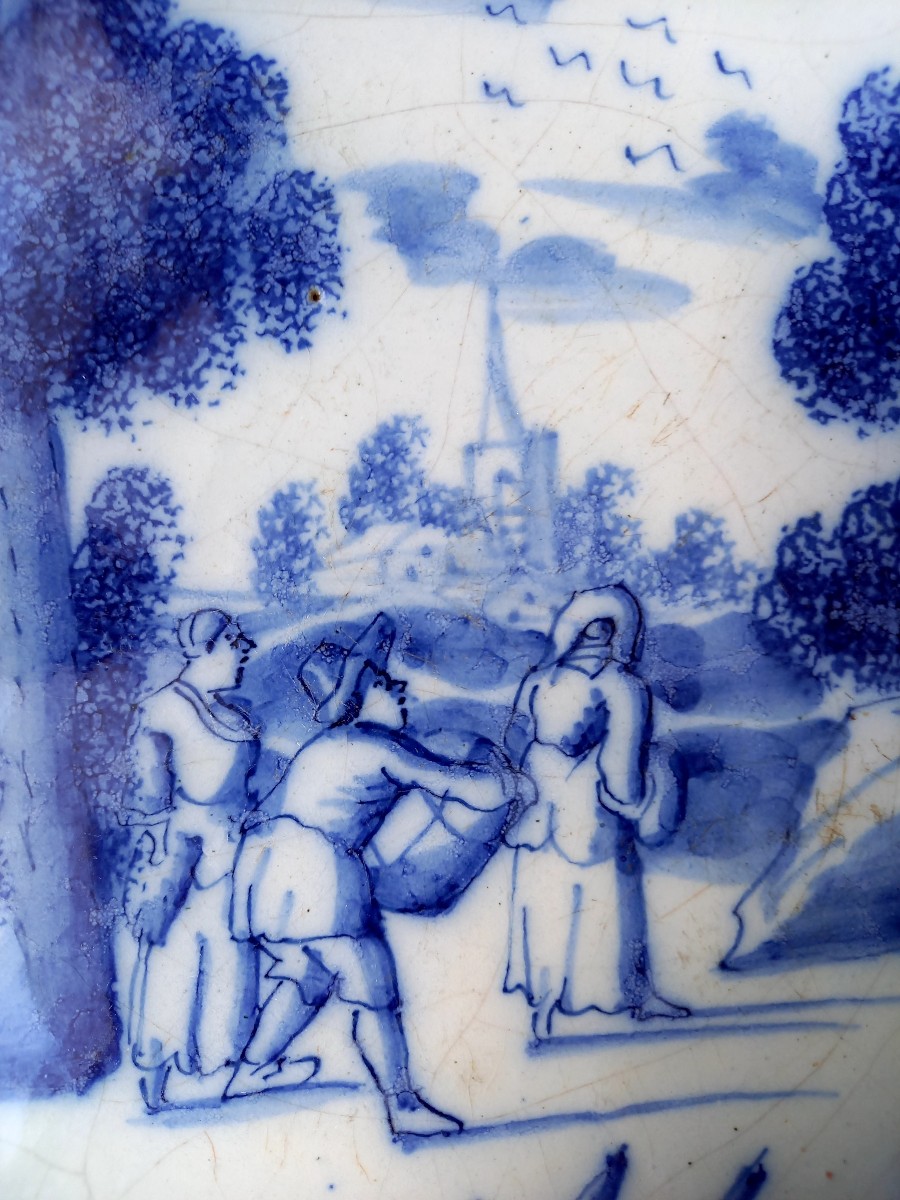 Delft . Première moitié du XVIIIE.  Assiette à  decor de scène campagnarde -photo-2