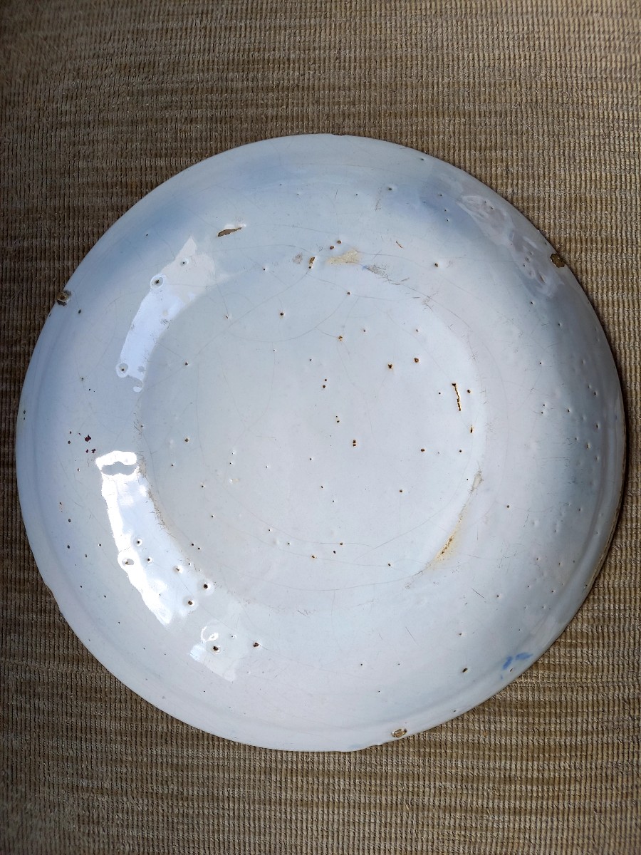 Delft . Première moitié du XVIIIE.  Assiette à  decor de scène campagnarde -photo-2