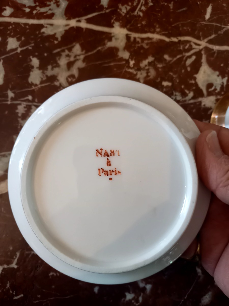 Manufacture Nast, Paris.  Vers 1830 . Tasse à café monogrammée -photo-4