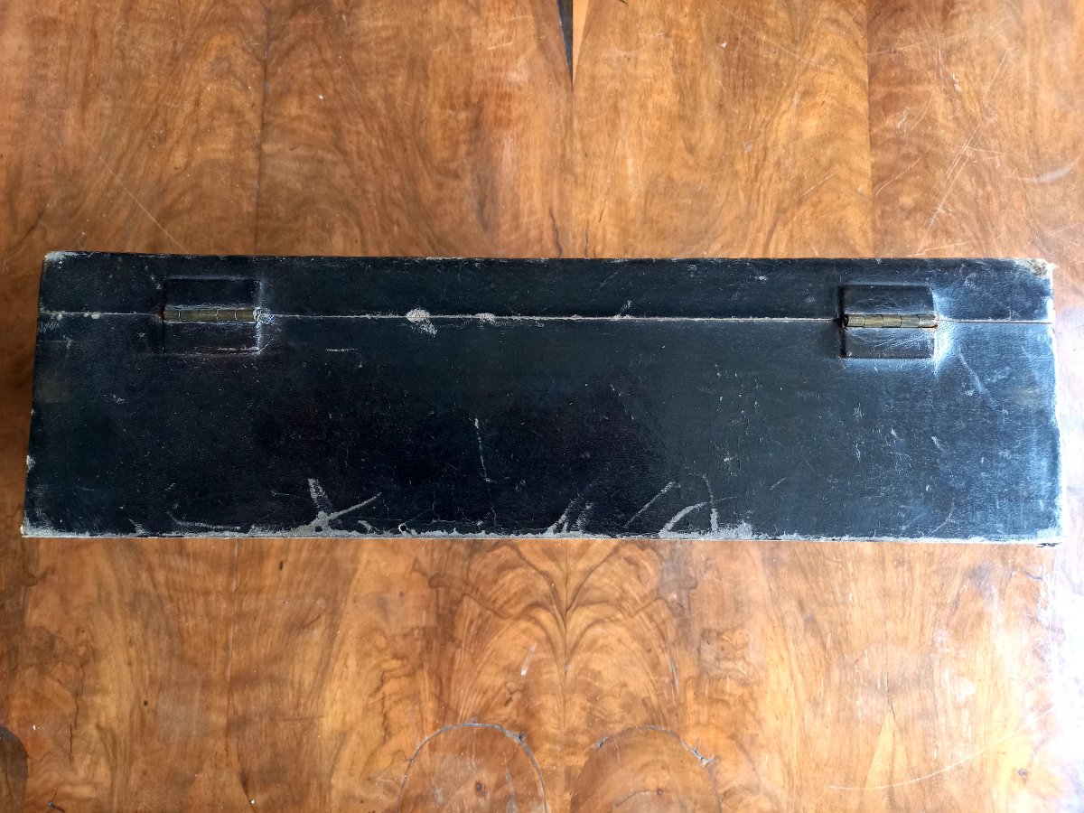 Late XVIIIe.  Leather-covered Case With A Cardinal's Coat Of Arms-photo-2