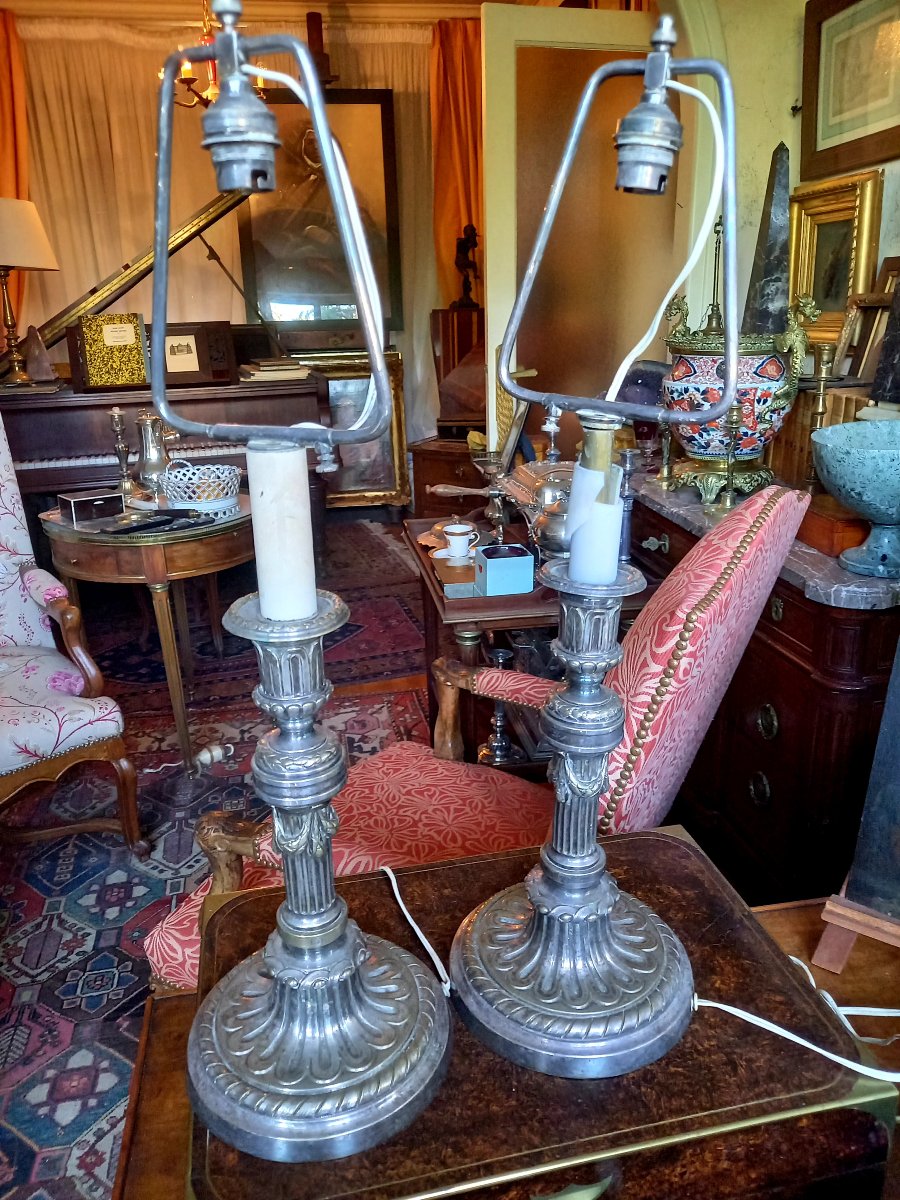 Pair Of Sturdy Louis XVI-style Silver-plated Candlesticks -photo-2