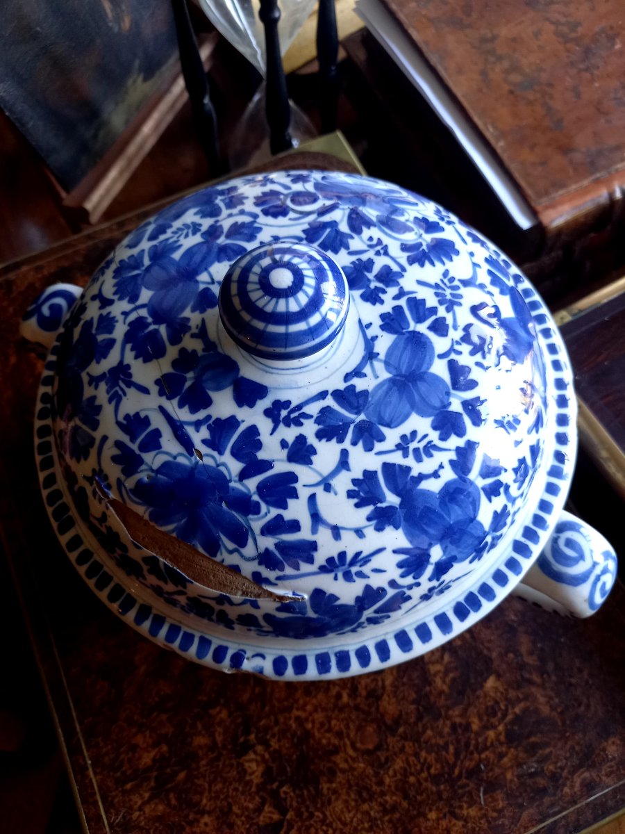 Delft XVIIIE.  Pot à posset-photo-4