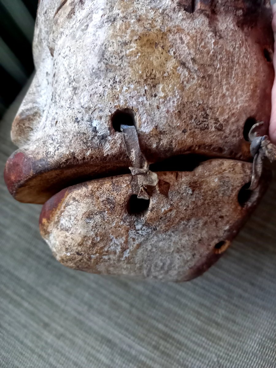 Gabon. Punu Mask With A Hinged Jaw -photo-4