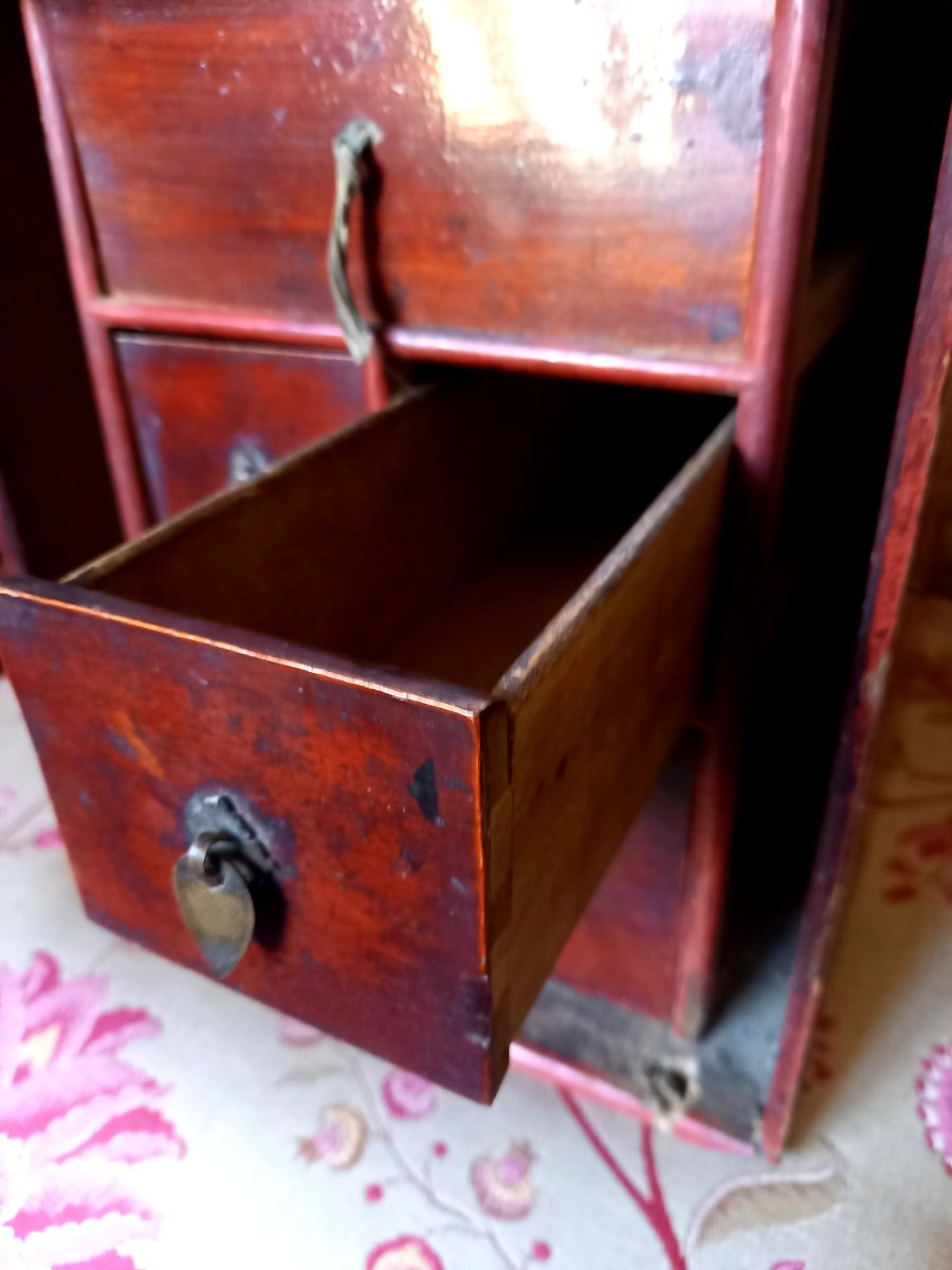 19th-century China.  Portable Document Case -photo-1