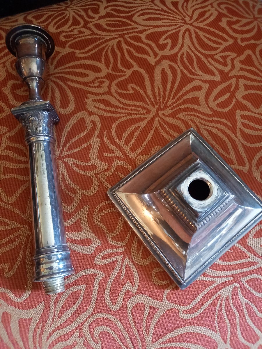 Pair Of Early 19th-century Silver-plated Candlesticks -photo-2