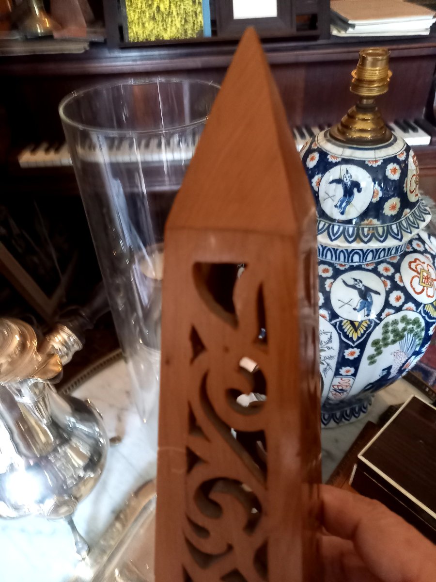 Openwork Wooden Obelisk. 19th-century Work -photo-4