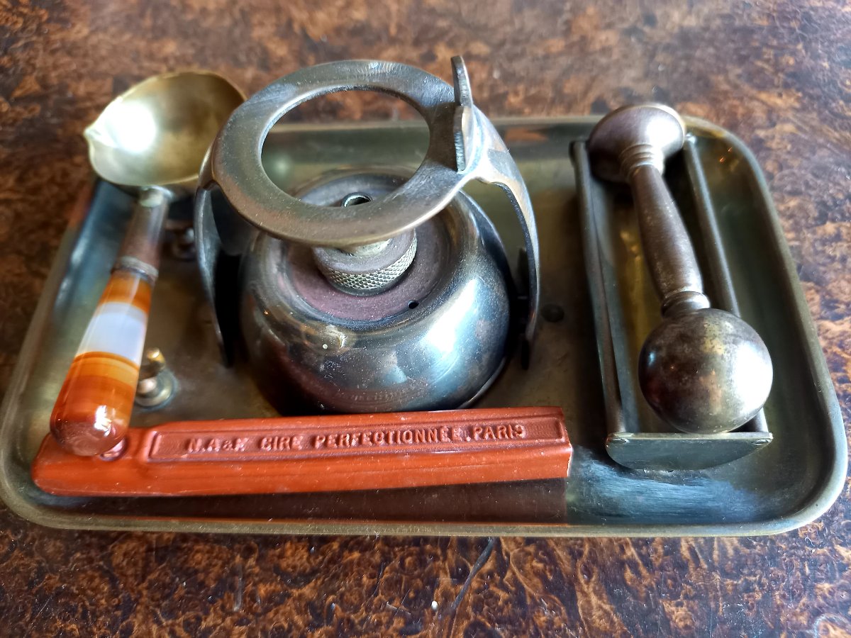 Desk Set For Sealing A Letter 