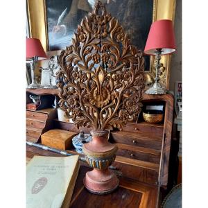Palme d'ornement en bois sculpté 