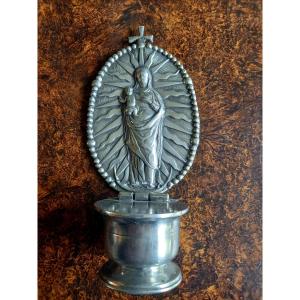 XVIIIe Siècle.  Pewter Stoup Decorated With A Radiant Virgin Mary.