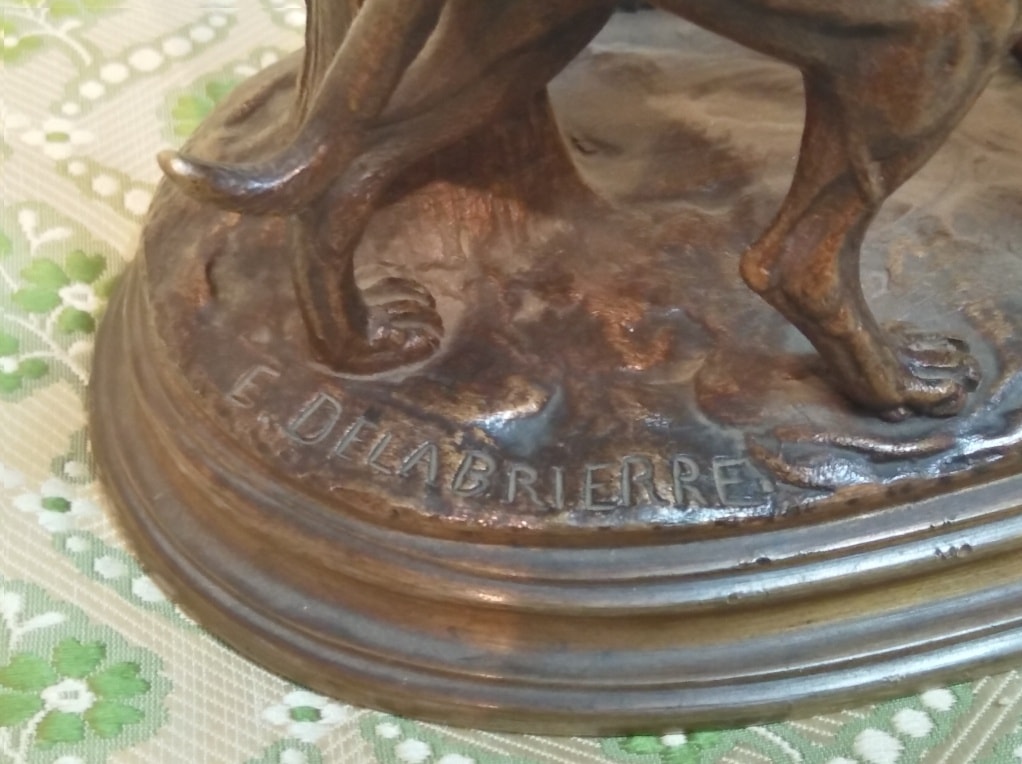 Bronze De Chiens Courants, Signé Delabrière, XIXe Siècle-photo-1