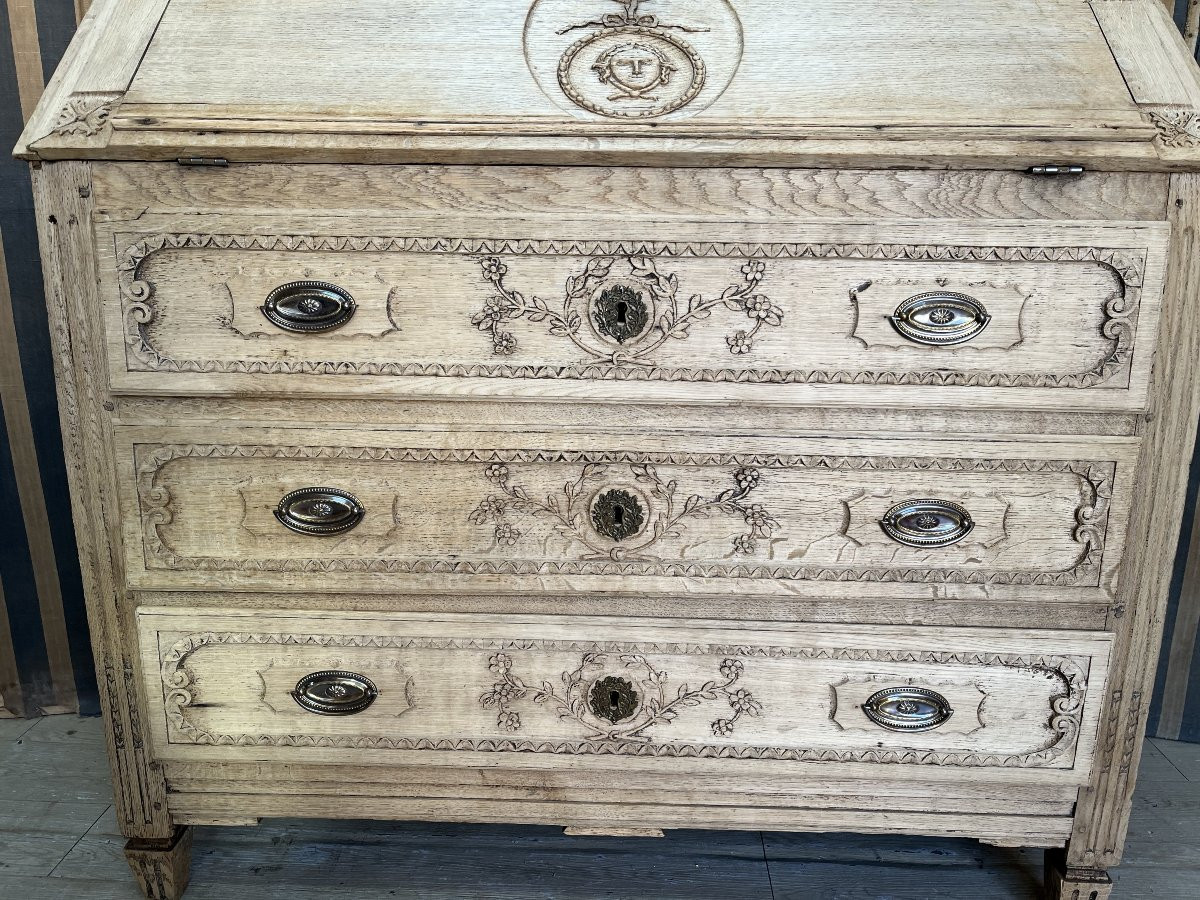 Louis XVI Period Liège Sloping Desk In Natural Oak-photo-2