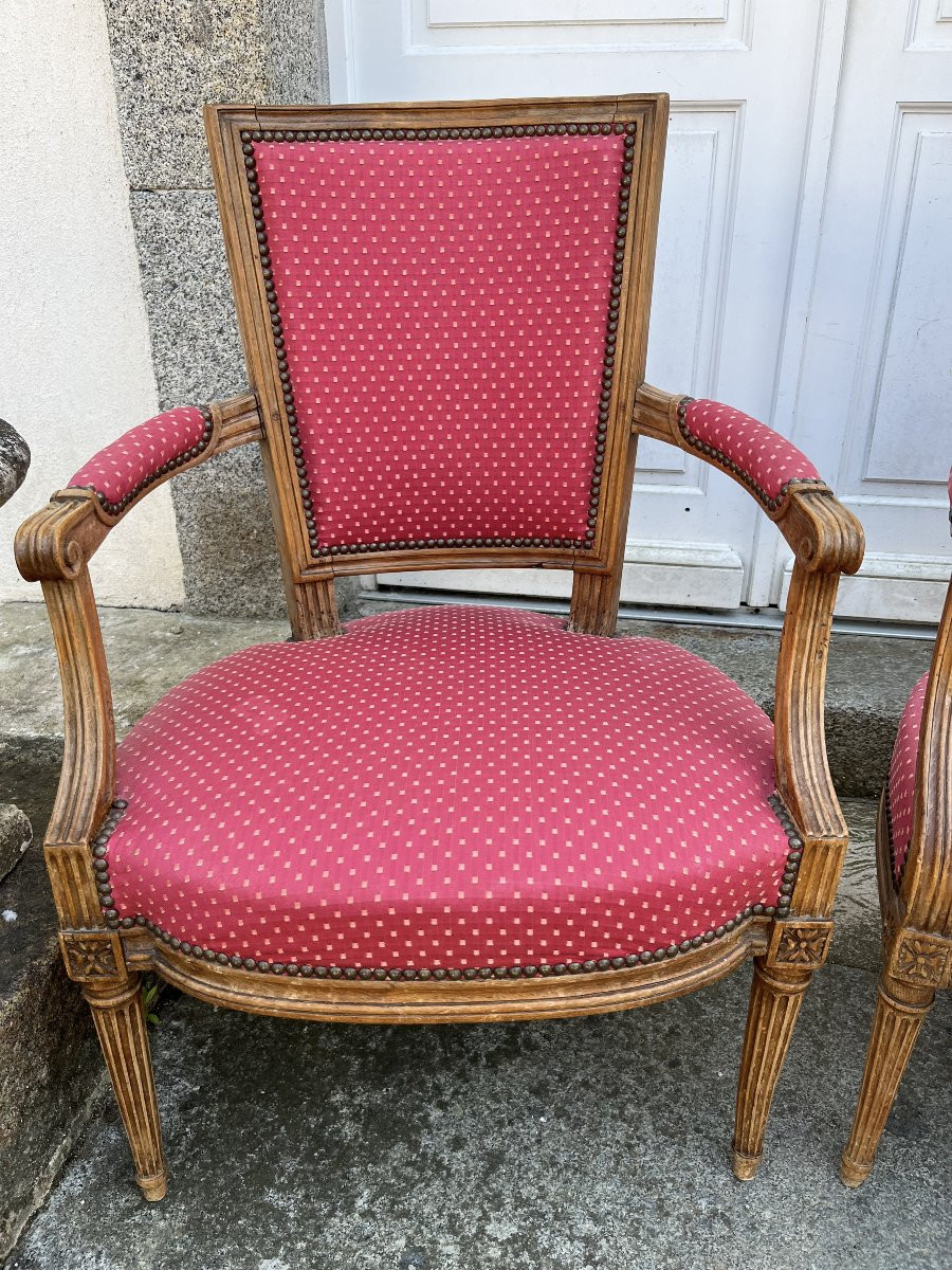 Deux Cabriolets d'époque Louis XVI-photo-2