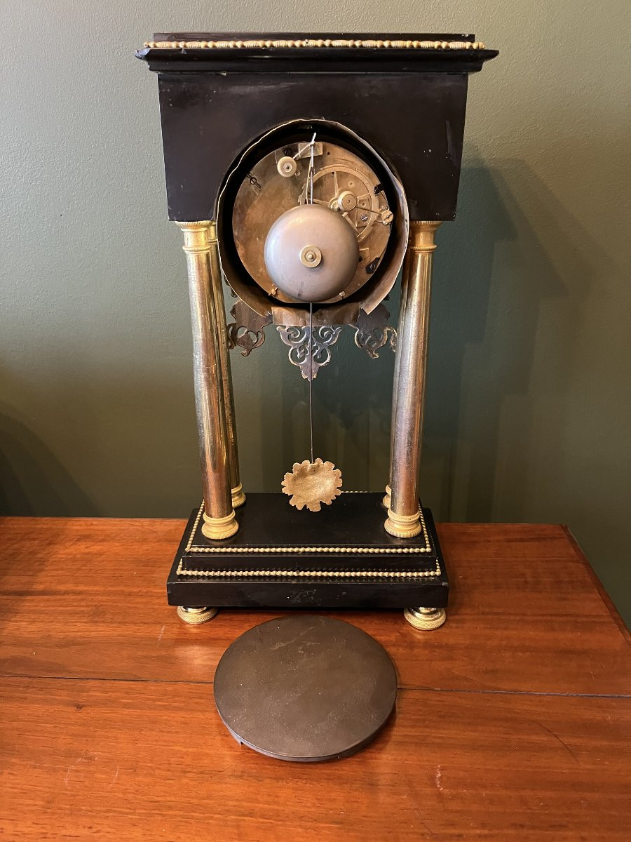 Directoire Period Clock In Black Marble And Gilt Bronze-photo-5