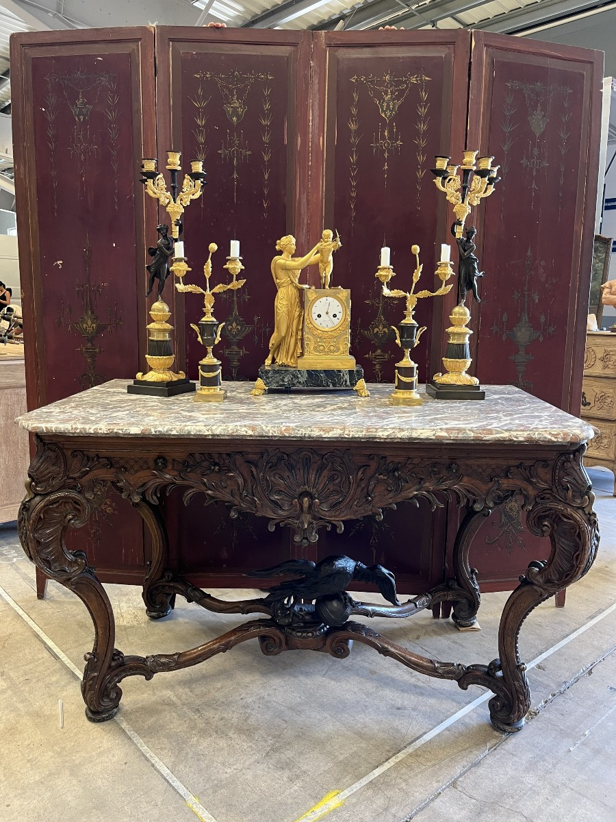 Paire de grands candélabres d'époque Restauration en bronze à deux patines