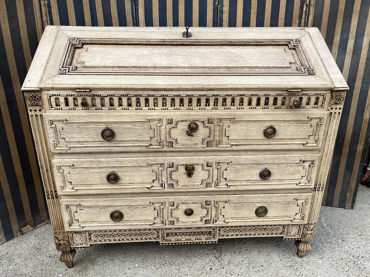 Large Louis XVI Period Scriban In Natural Oak 
