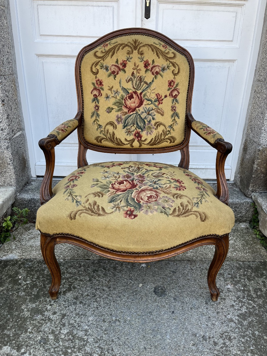 Pair Of Large Louis XV Period Flat Backs In Walnut-photo-3
