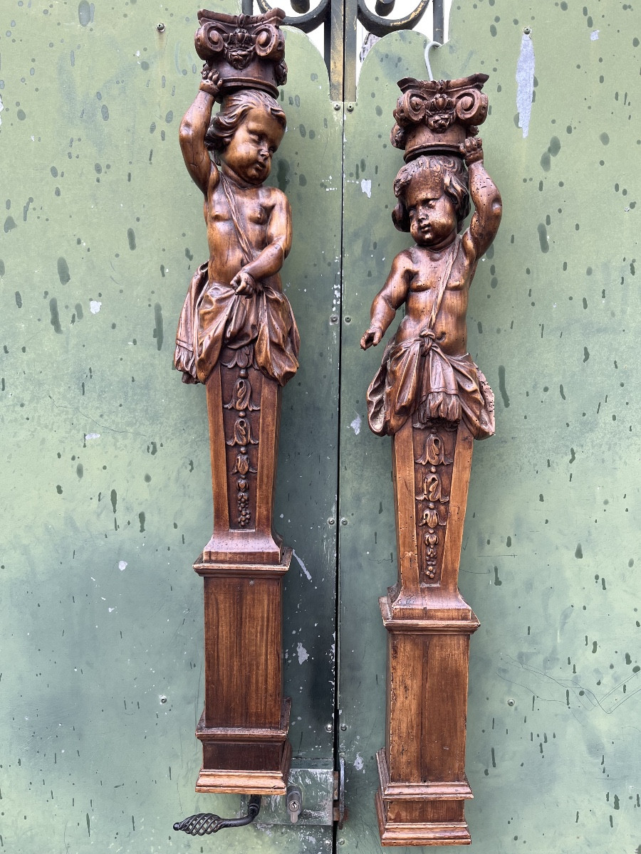 Paire de cariatides e noyer du XIXe