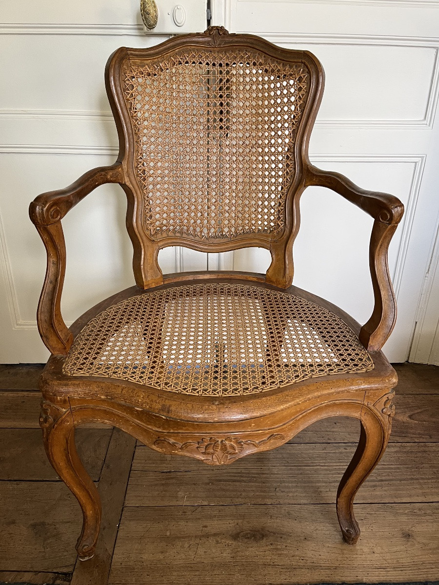 Paire de fauteuils cannés d’époque Louis XV en hêtre naturel -photo-2