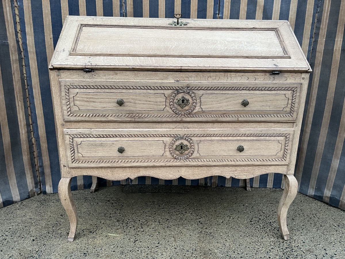 Late 18th-century Natural Oak Slant-front Desk -photo-1