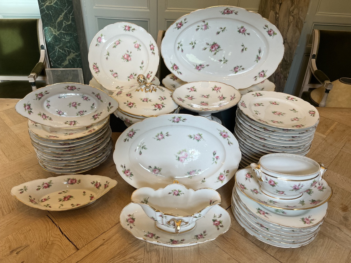 Service de table en porcelaine d’époque Restauration 