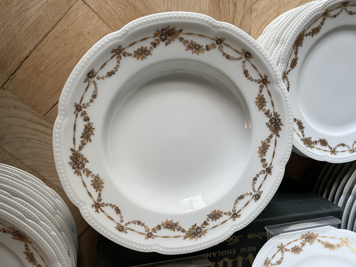 Bavarian Porcelain Dinner Service -photo-1