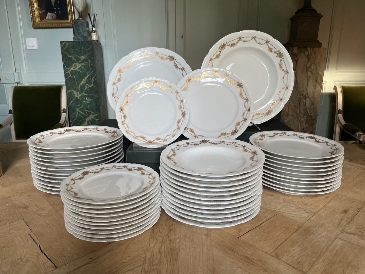 Bavarian Porcelain Dinner Service -photo-4