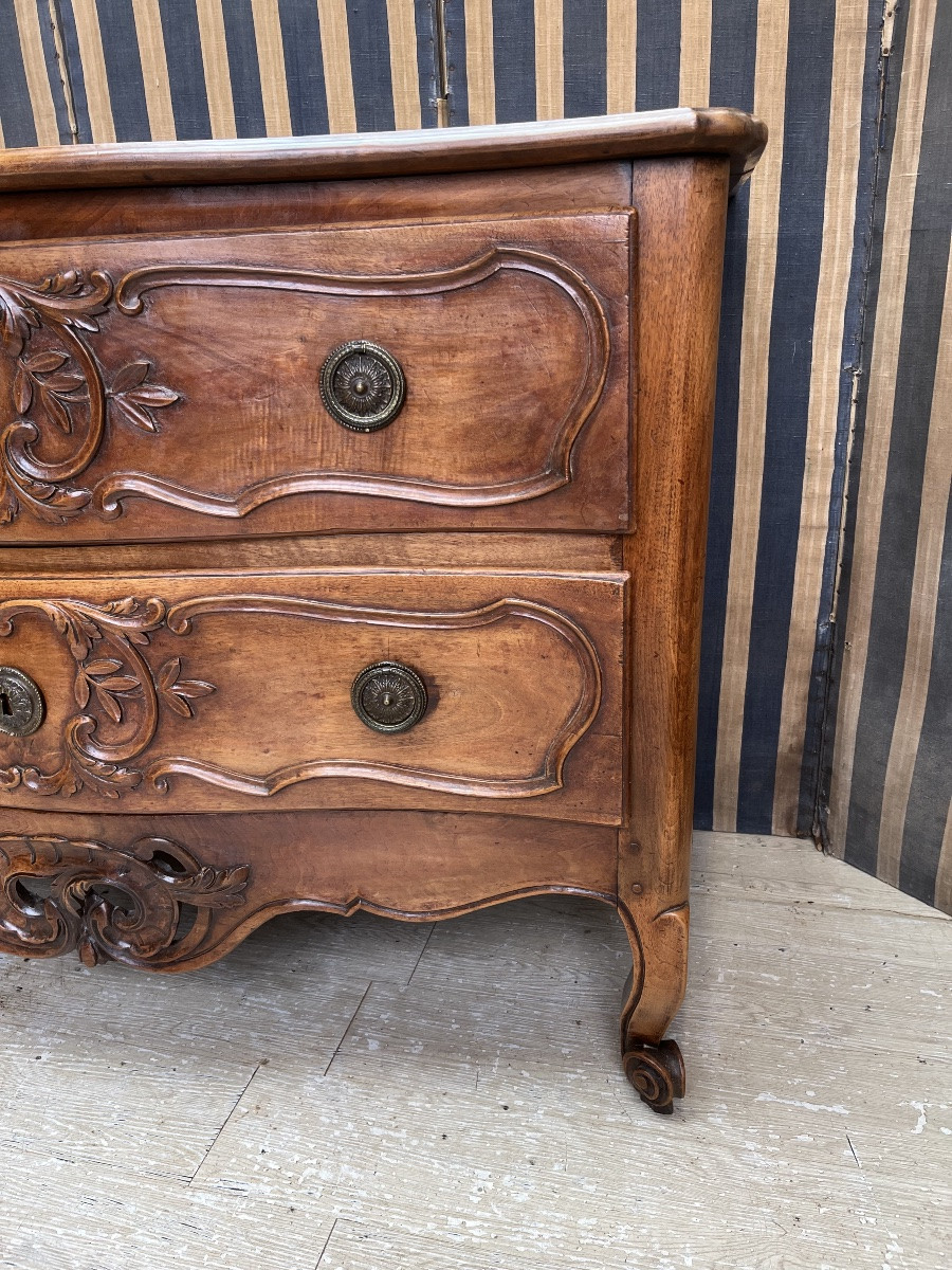 Louis XV Period Nîmes Chest Of Drawers In Walnut -photo-1