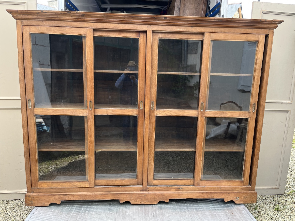 Grande Bibliothèque ou vitrine à portes coulissantes 