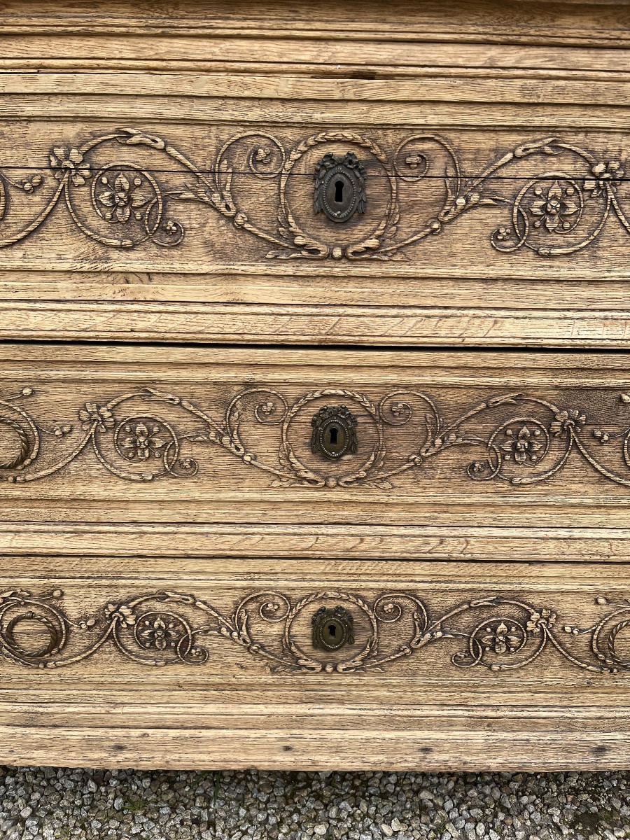 Louis XVI Period Liégeoise Chest Of Drawers In Natural Oak-photo-3