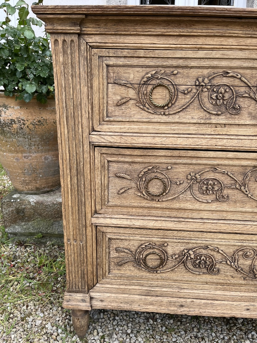 Louis XVI Period Liégeoise Chest Of Drawers In Natural Oak-photo-4