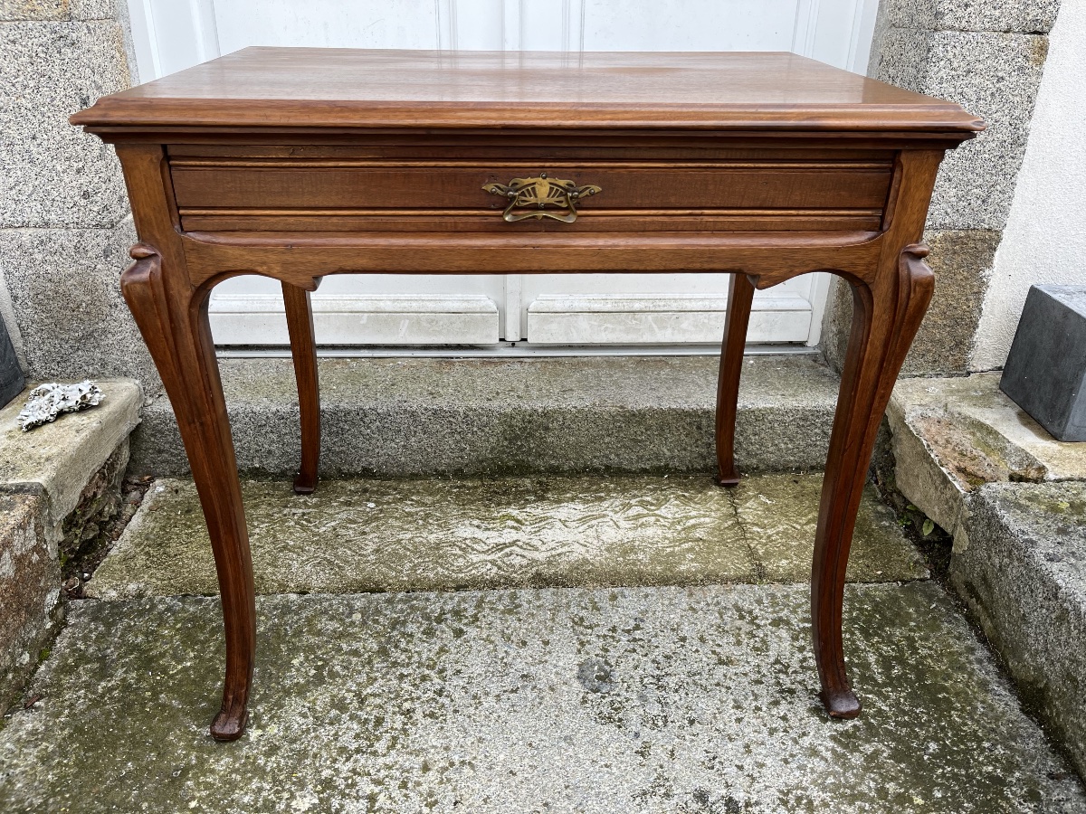Art Nouveau Table In Solid Mahogany