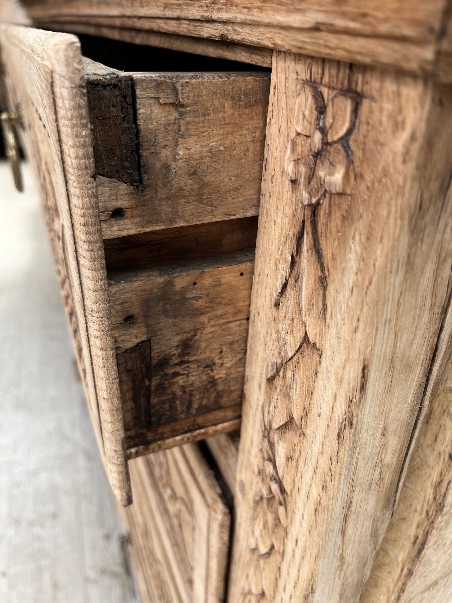 Louis XVI-era Liège Chest Of Drawers -photo-4