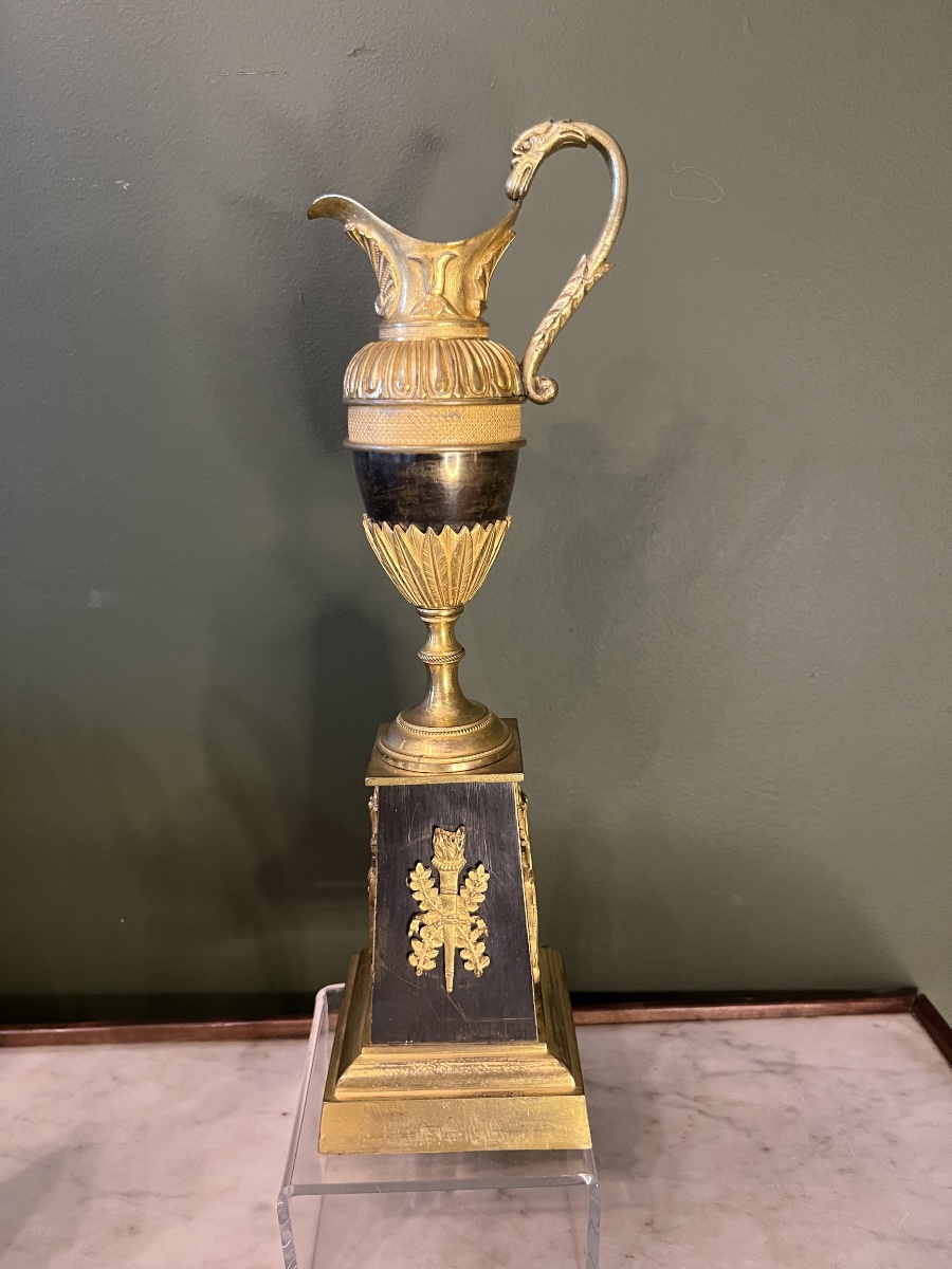 Paire d’ aiguières d’époque Empire en bronze à double patine -photo-2
