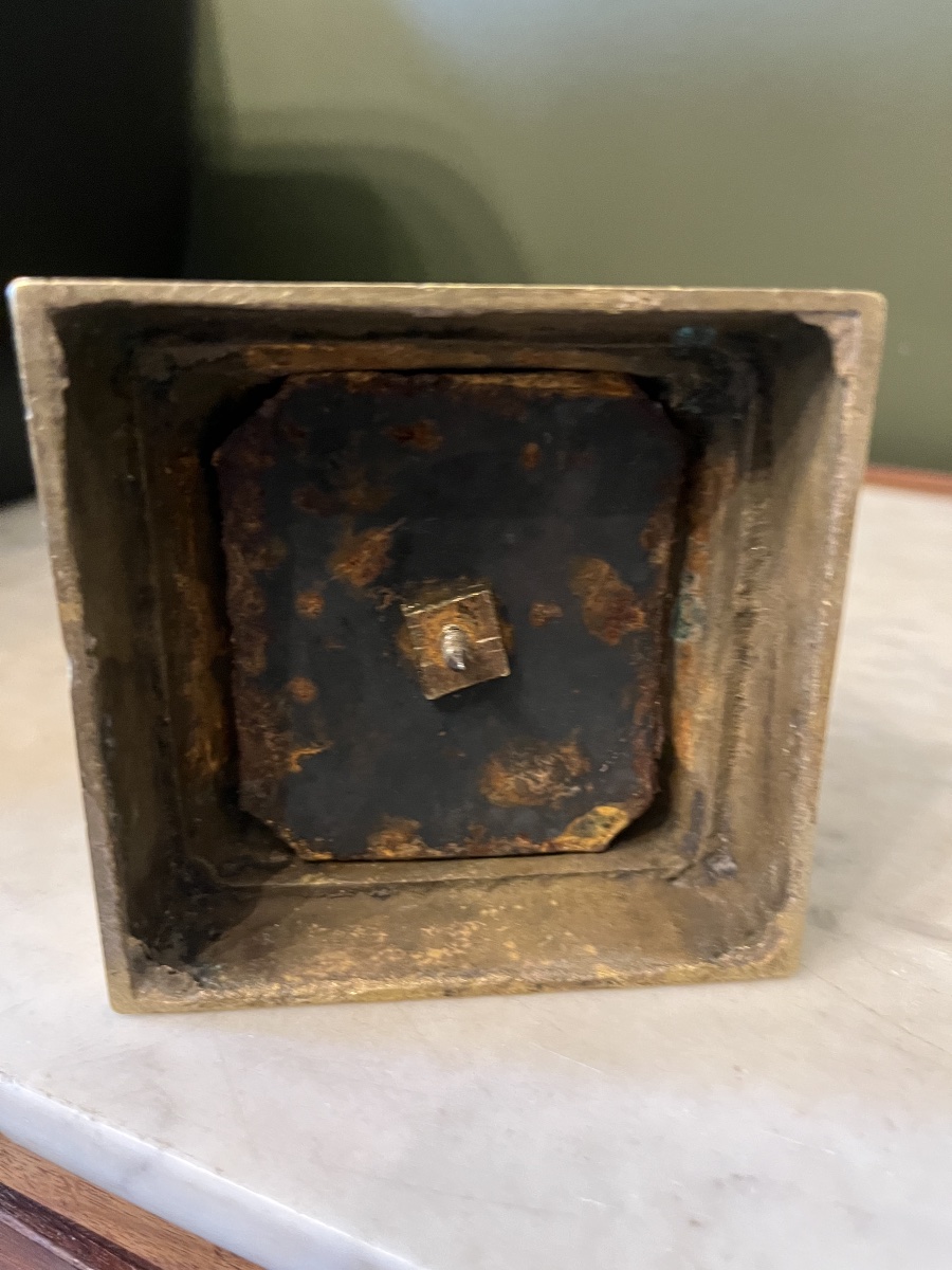 Paire d’ aiguières d’époque Empire en bronze à double patine -photo-3