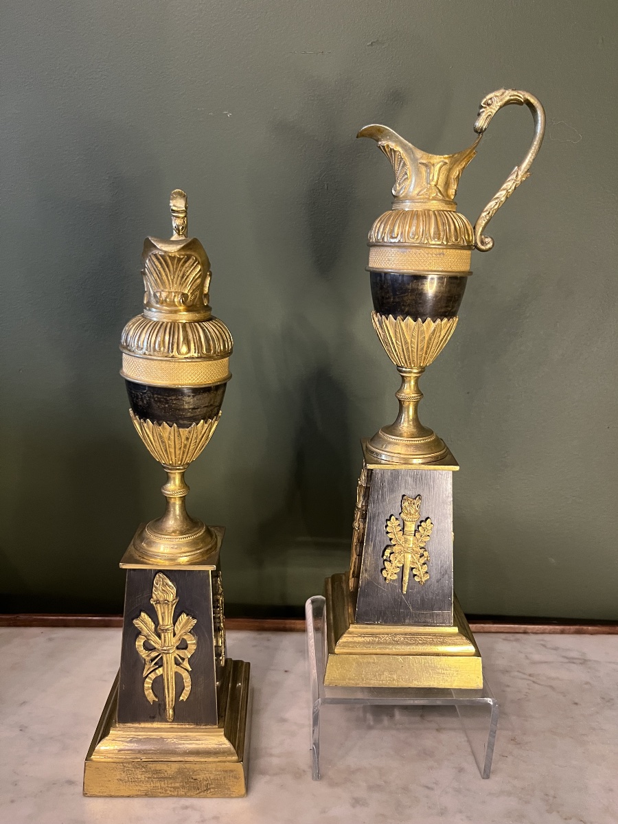 Paire d’ aiguières d’époque Empire en bronze à double patine -photo-5
