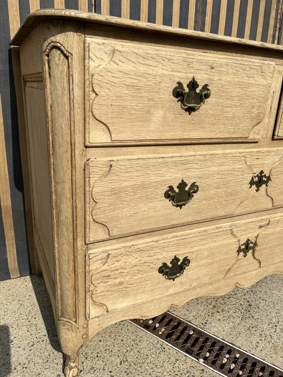 Early 19th-century Louis XV Chest Of Drawers In Natural Oak -photo-2