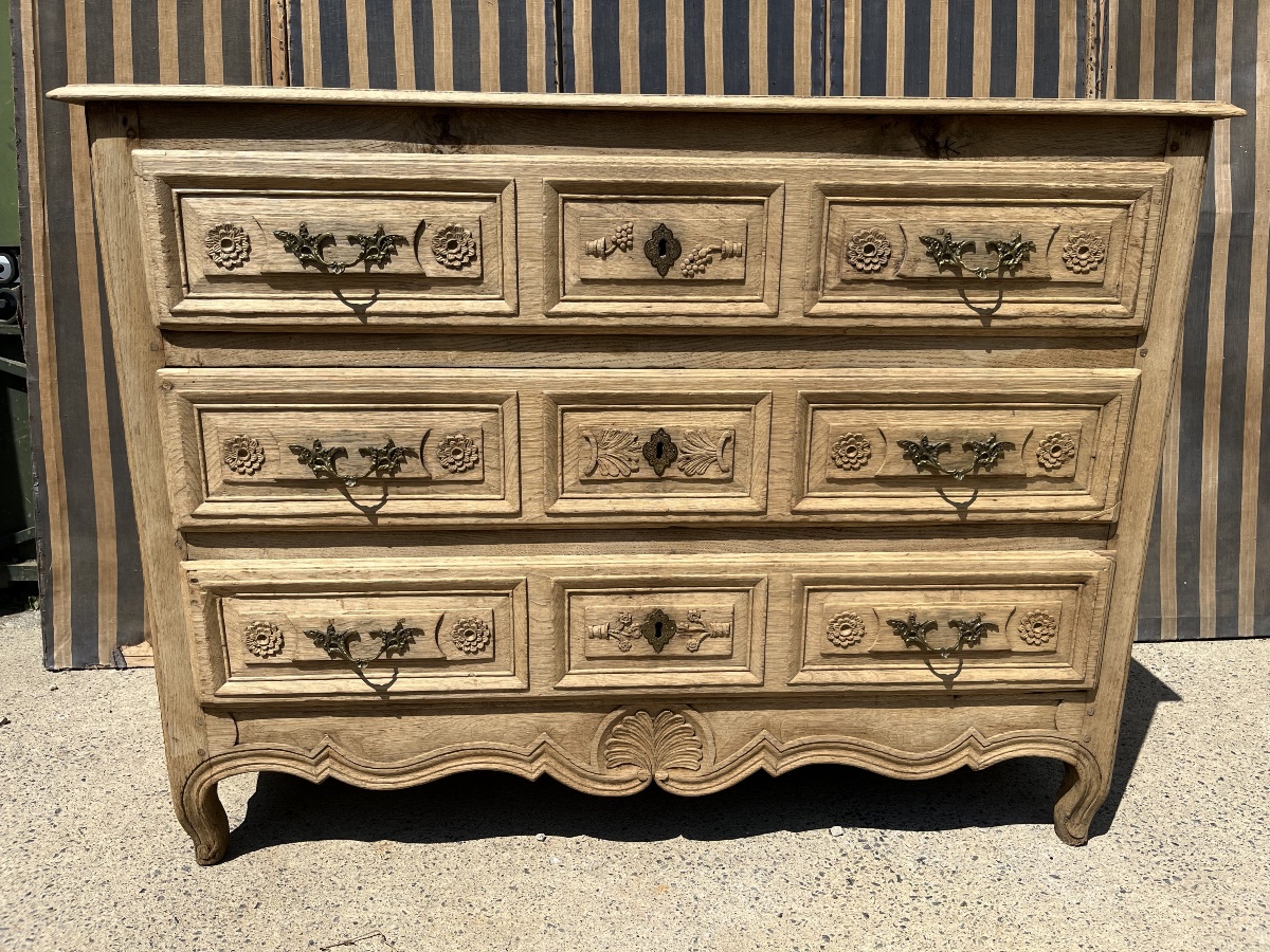 Commode Liégeoise transition Louis XV et Louis XVI 