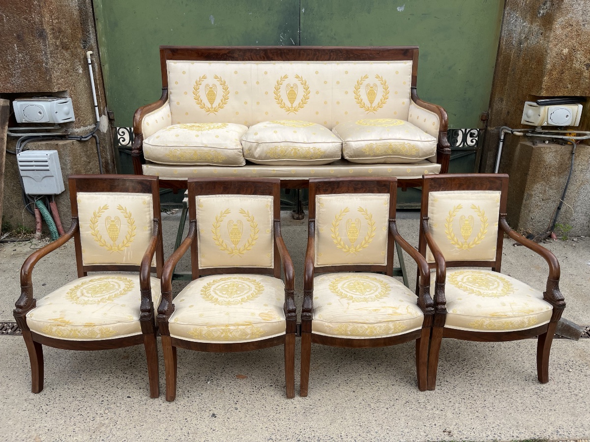 A Significant Empire-style Parlor At Les Dauphins-photo-7