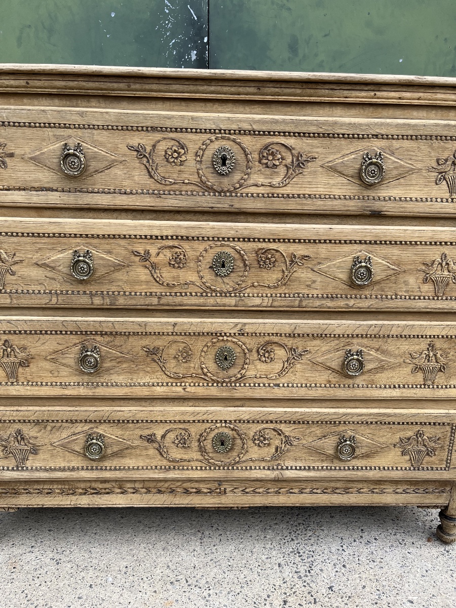 Louis XVI-era Liège Chest Of Drawers In Natural Oak -photo-4